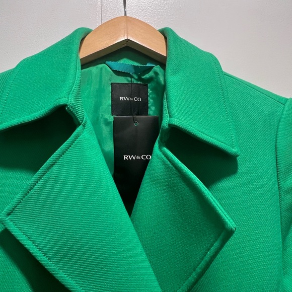 RW&CO. Vibrant Green Women's Dress - Picture 2 of 3